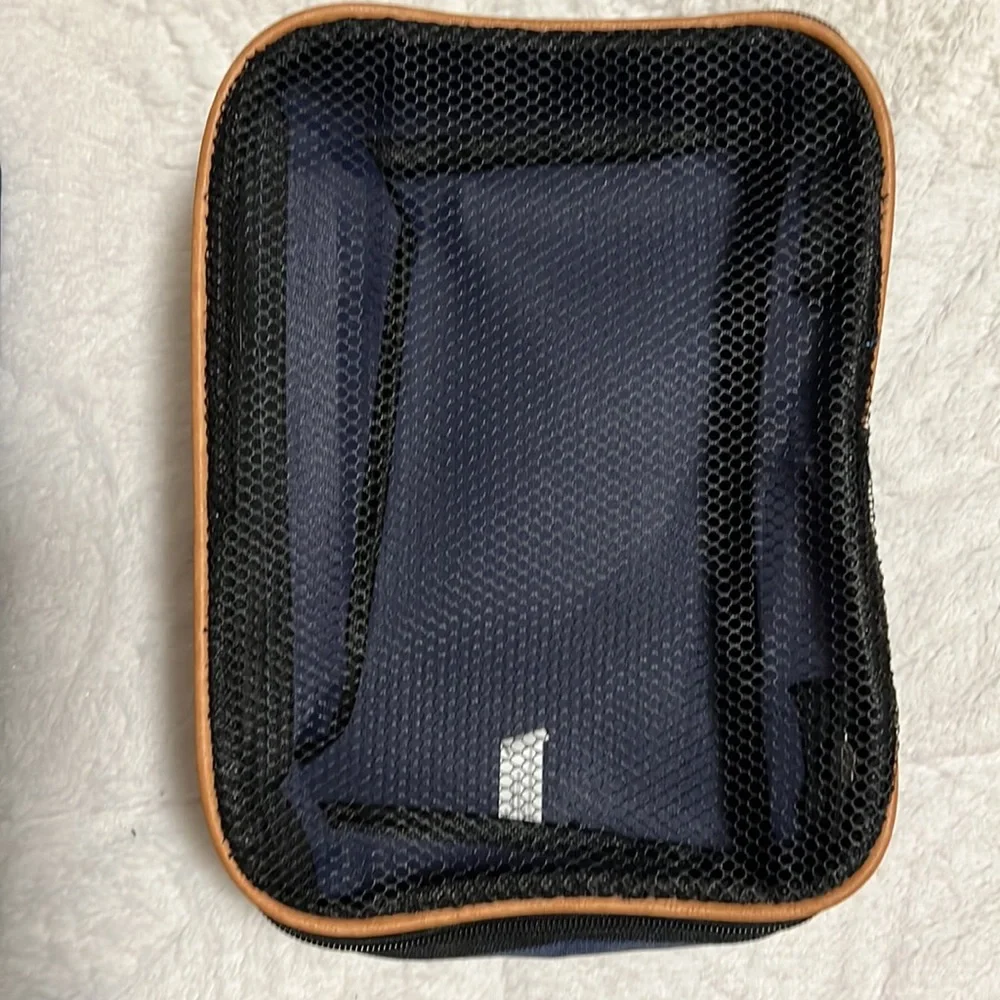 Source Unknown travel 11inches